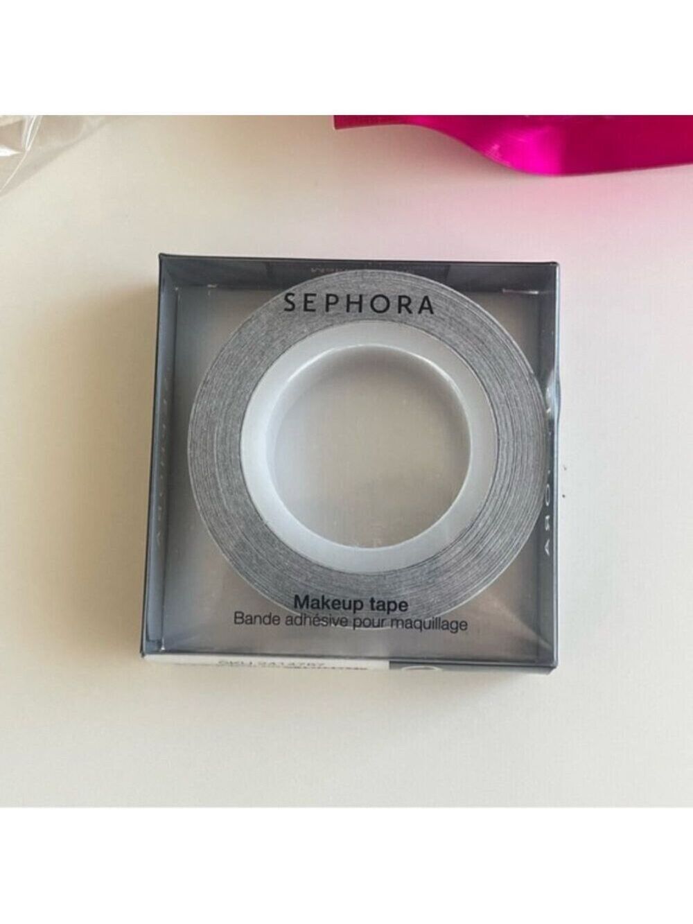 Laura Mercier Beauty Blender Powder Puffs - Picture 4 of 4
